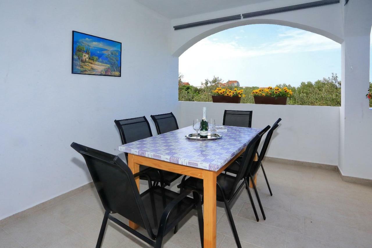 Vito Apartment Bibinje Bagian luar foto